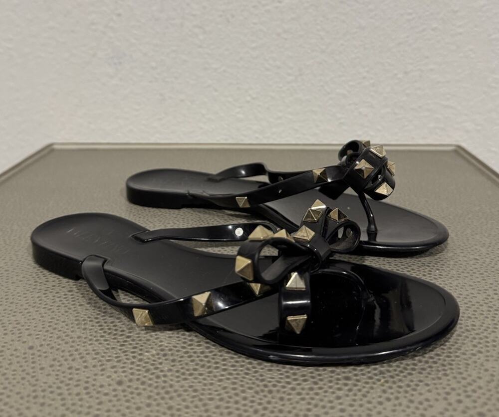 Valentino Garavani Rockstud Jelly Flat Sandals, Size 35 Black (missing 3 Studs)